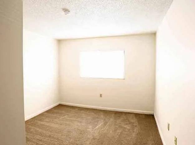 Apartment for rent at 2070 Breckenridge Rd, Findlay, OH 45840