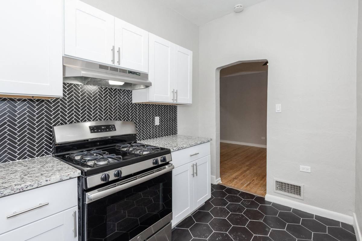 Apartment for rent at 1030 N Washington St, Denver, CO 80203