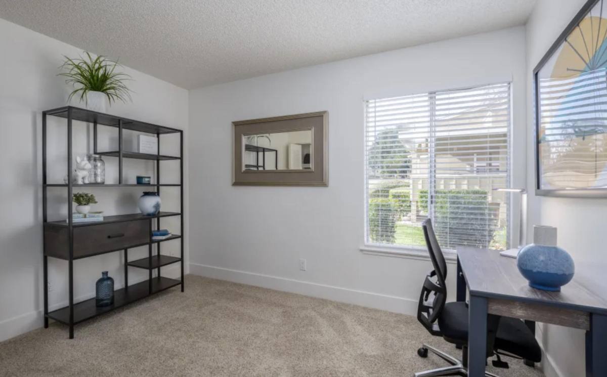 Apartment for rent at Woodland Oaks, 724 Cottonwood St, Woodland, CA 95695