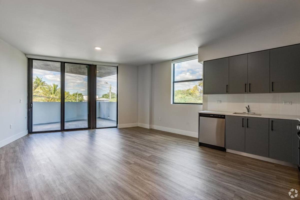 Apartment for rent at 1559 NW 15th St Rd, Miami, FL 33125
