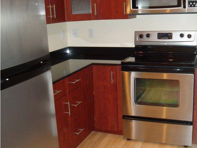 Townhouse for rent at 201 Chelsea St, Everett, MA 02149