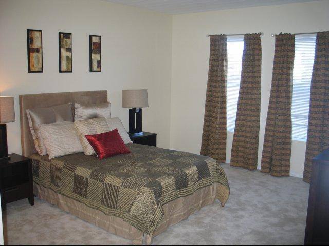 Townhouse for rent at 201 Chelsea St, Everett, MA 02149