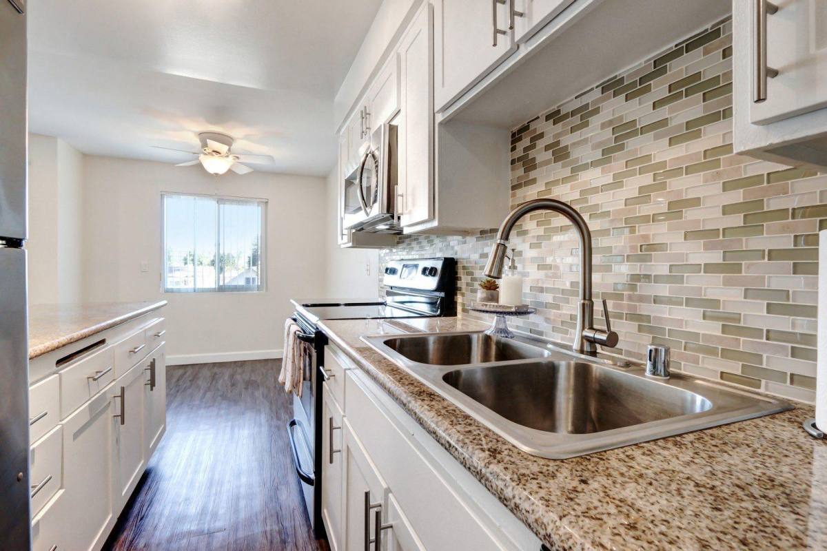 Apartment for rent at 15215 Victory Blvd, Van Nuys, CA 91411
