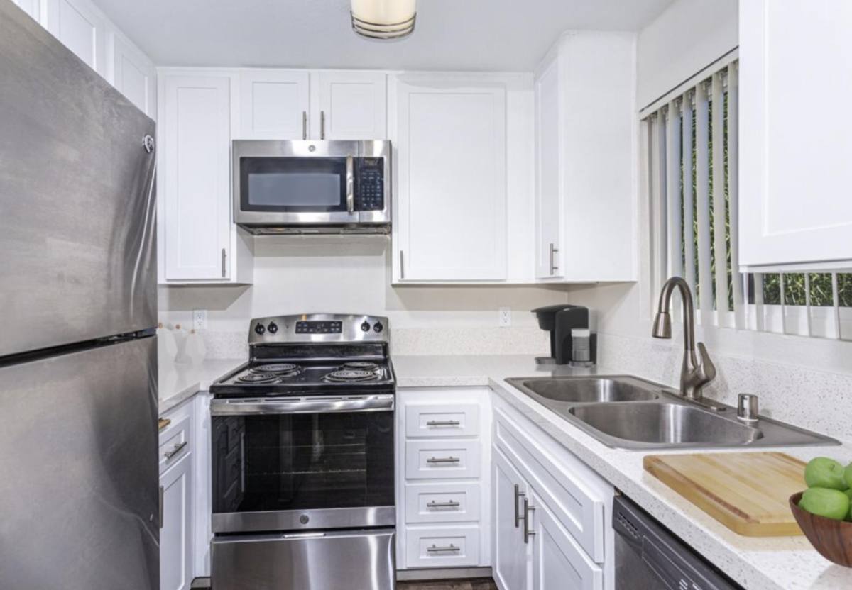 Apartment for rent at Golden Pacific, 1015 19th St, San Diego, CA 92102