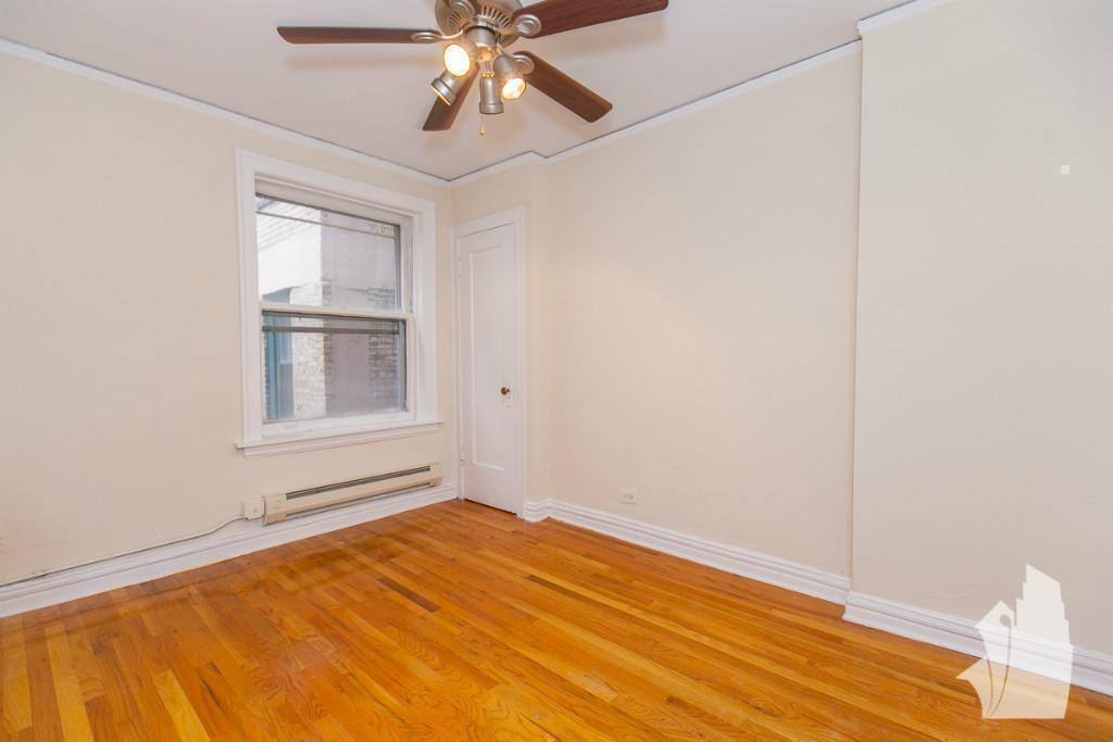 Apartment for rent at 425 W Roscoe St #404, Chicago, IL 60657