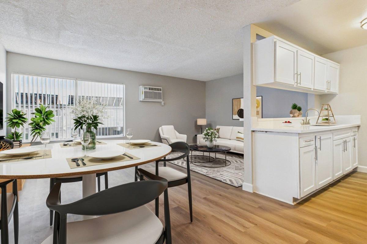 Apartment for rent at Sepulveda Landmark, 9250 Sepulveda Blvd, North Hills, CA 91343