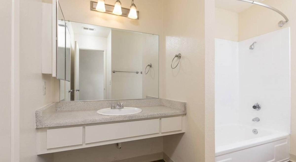 Apartment for rent at Parkview, 11805 Dry Creek Rd, Auburn, CA 95602