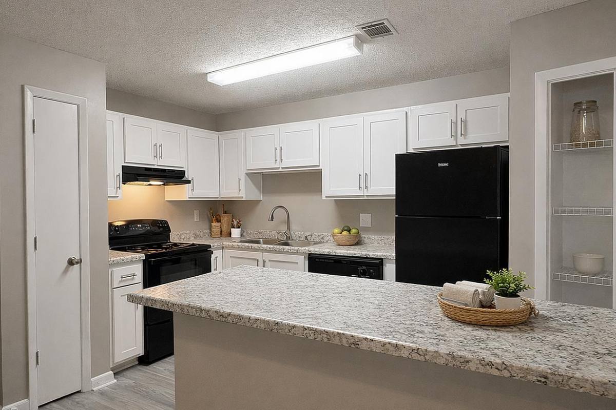Apartment for rent at 1400 Gray Highway, Macon, GA 31211