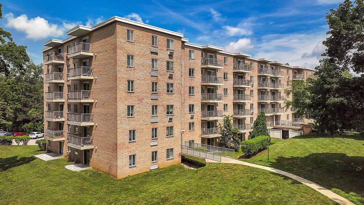 Apartment for rent at 649 S Henderson Rd, King of Prussia, PA 19406