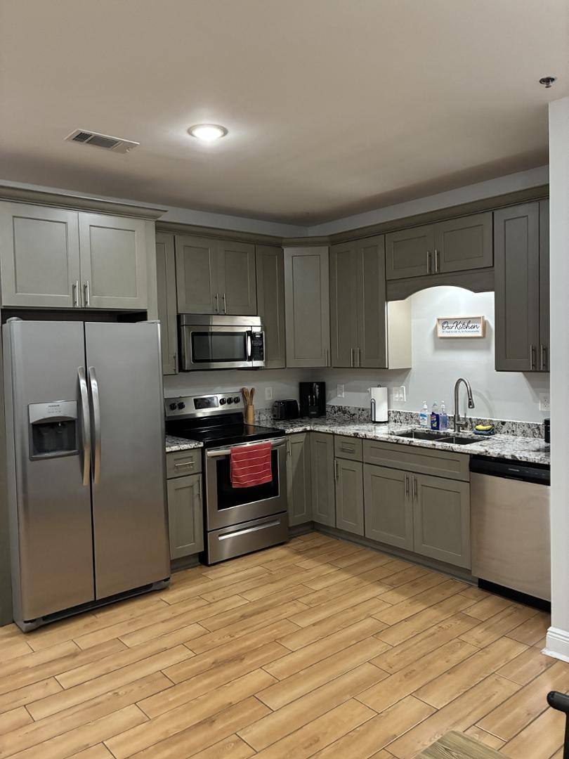 Apartment for rent at Briarfield, 126 Briarfield Ave, Biloxi, MS 39531