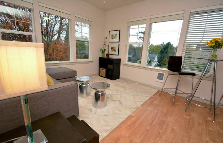 Apartment for rent at Hawthorne's First Addition, 2959 E Burnside St, Portland, OR 97214