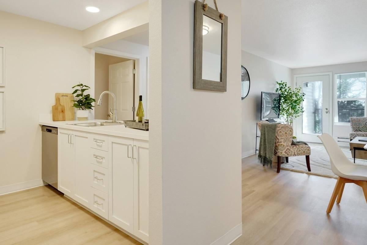Apartment for rent at Grand Oaks Apartment Homes, 6300 SW Grand Oaks Dr, Corvallis, OR 97333