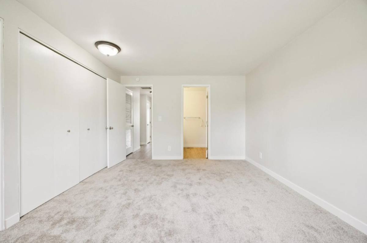 Apartment for rent at 6660 Fairway Ave SE, Salem, OR 97306