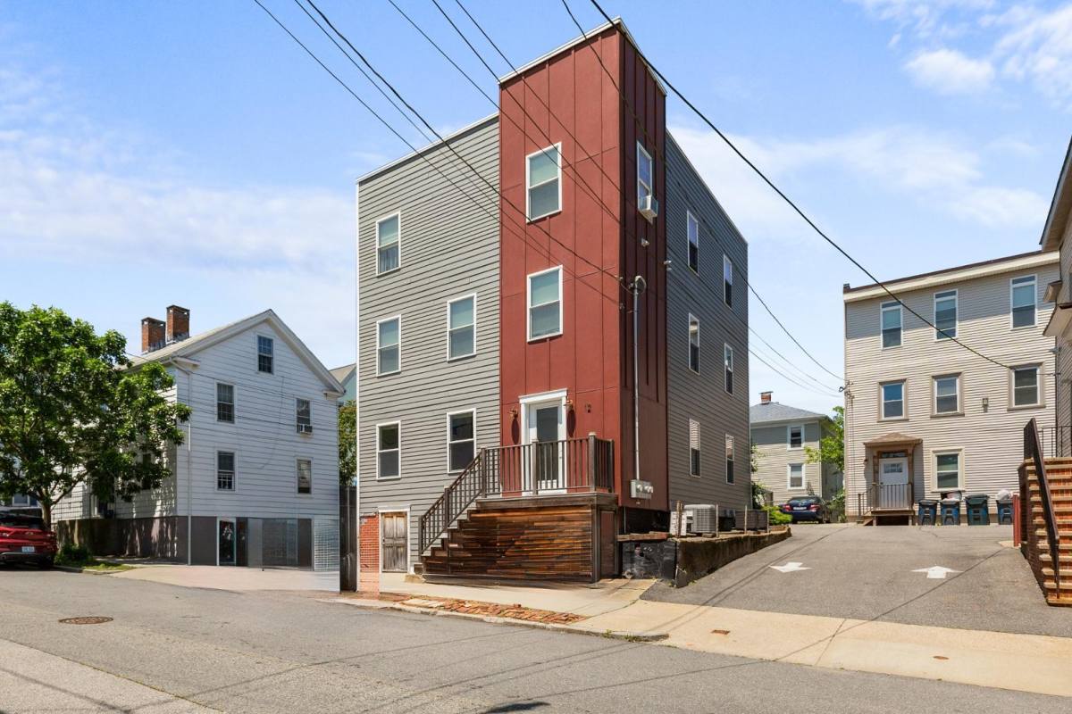Apartment for rent at 12 Trenton St, Providence, RI 02903