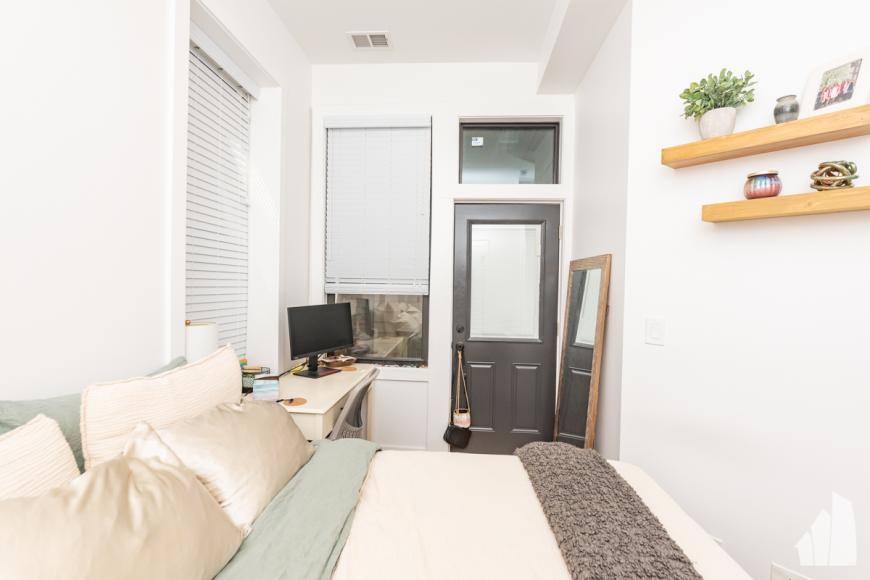Apartment for rent at 3517 N Reta #3F, Chicago, IL 60657
