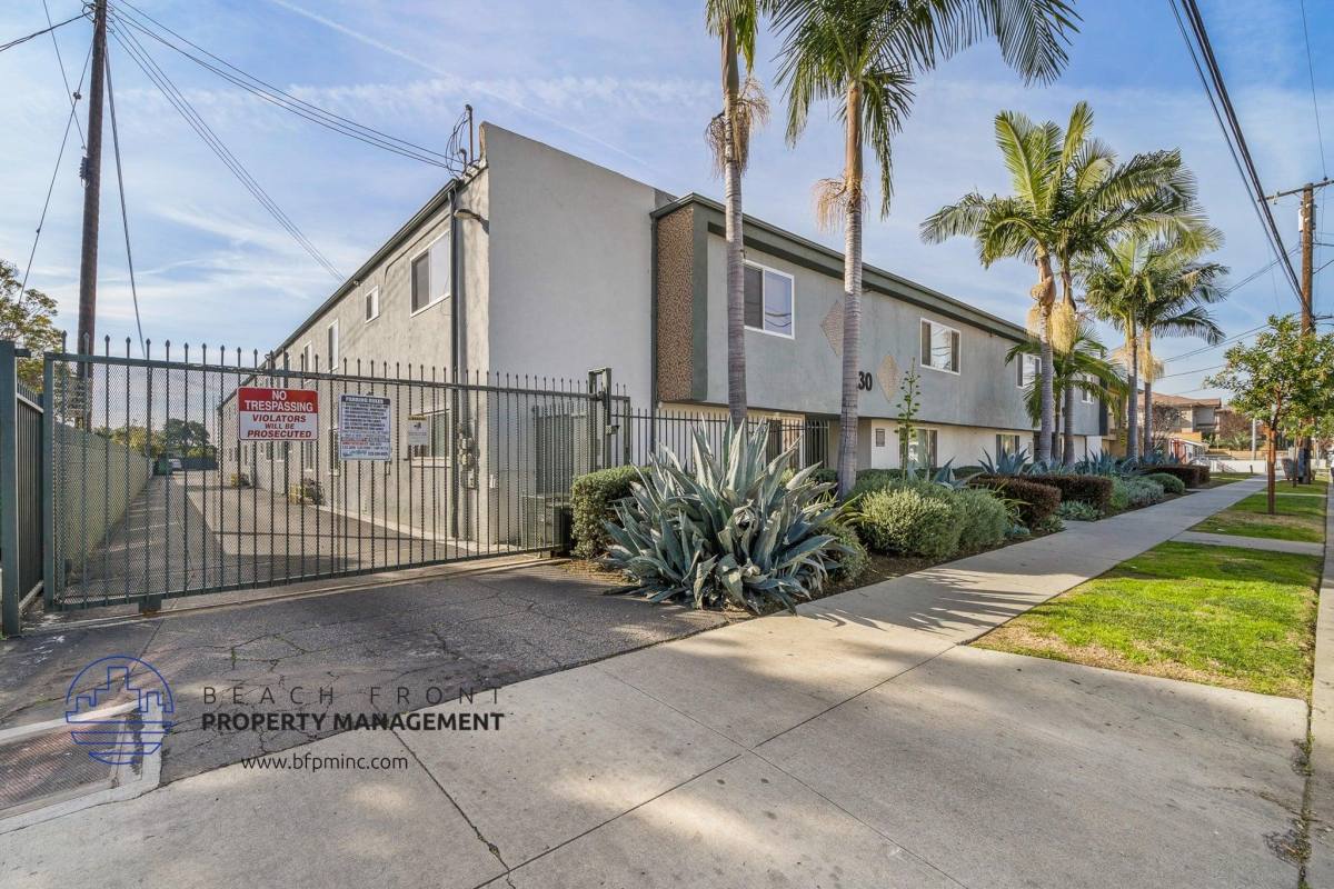 Apartment for rent at 9330 Elm Vista Drive, 9320 Elm Vista Dr, Downey, CA 90242