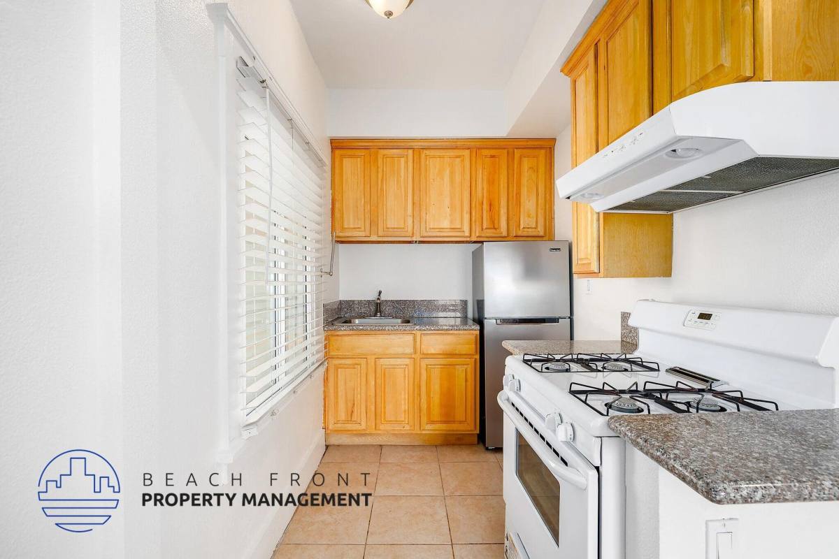 Apartment for rent at Hartford, 463 S Hartford Ave, Los Angeles, CA 90017