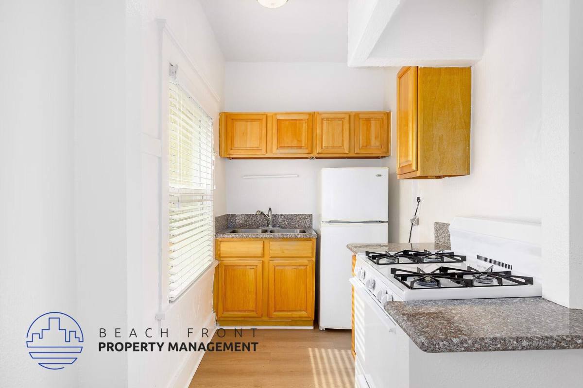 Apartment for rent at Hartford, 463 S Hartford Ave, Los Angeles, CA 90017