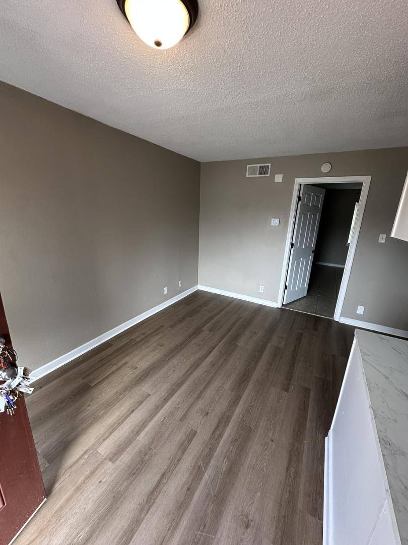 Apartment for rent at Westlawn, 425 Westlawn Dr, Texarkana, TX 75501