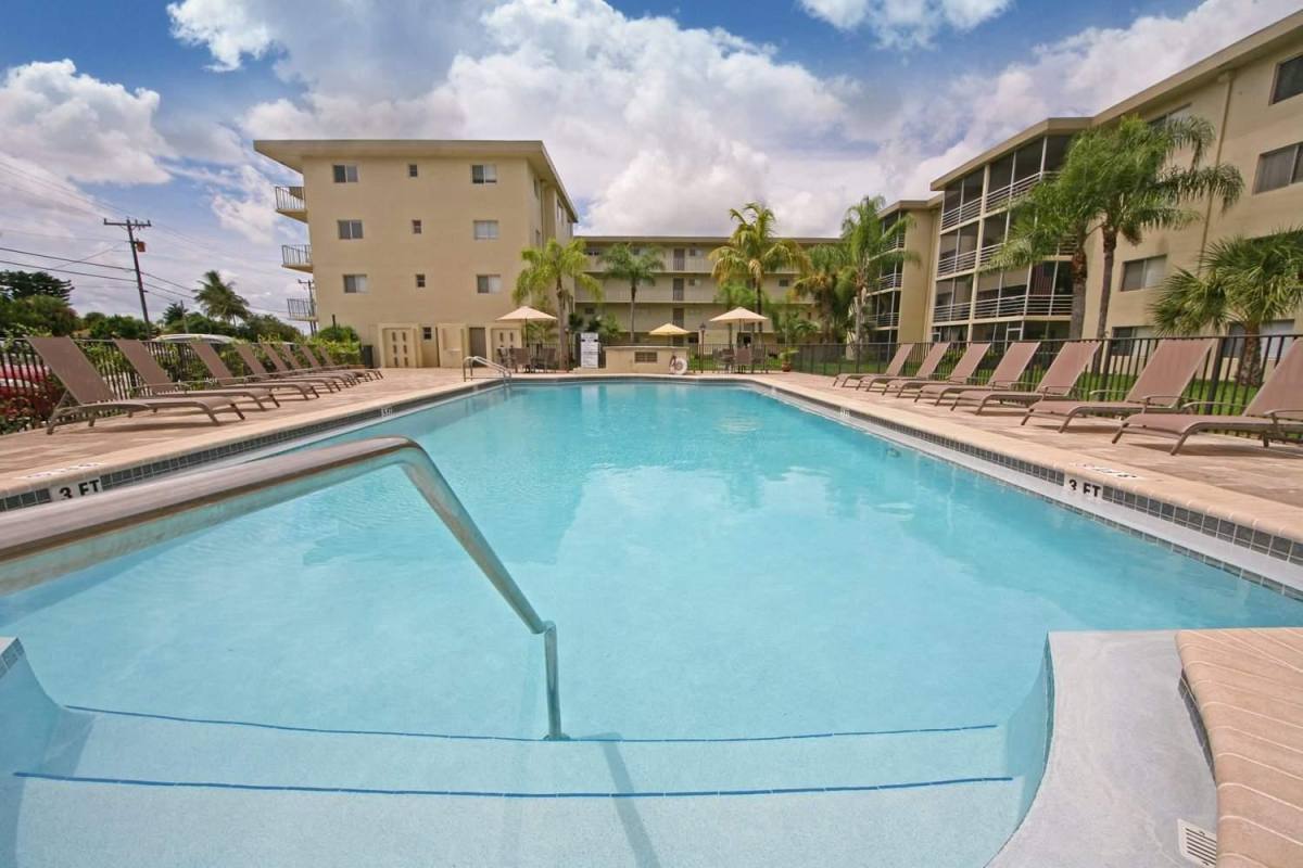 Apartment for rent at 2791 Florida Mango Rd, Lake Worth, FL 33461