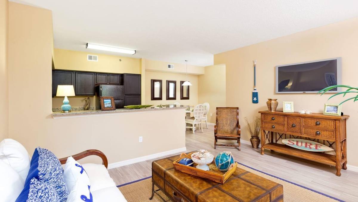 Apartment for rent at 1632 N Federal Highway 001-626, Boynton Beach, FL 33435