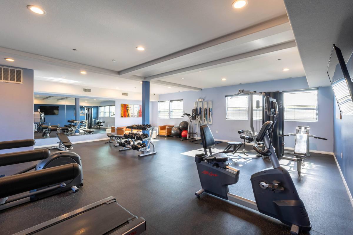Apartment for rent at Legacy, 18452 Halsted St #213, Northridge, CA 91325