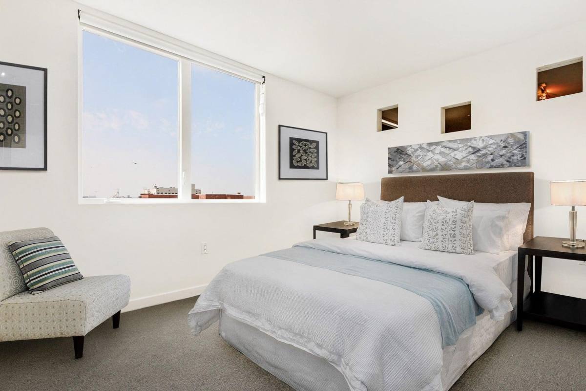 Apartment for rent at 215 N Maryland #209, Glendale, CA 91206