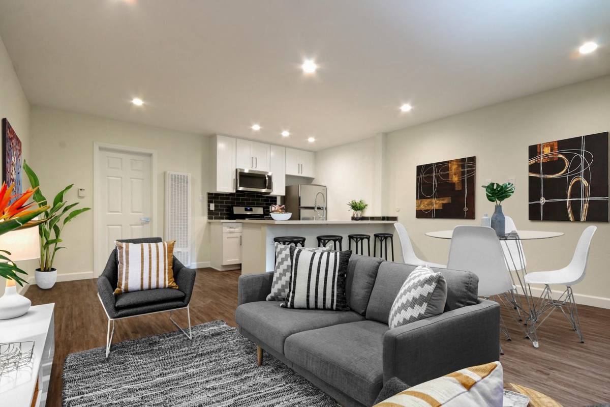 Apartment for rent at The Palm at Valley Glen, 13464 Victory Blvd #204, Van Nuys, CA 91401