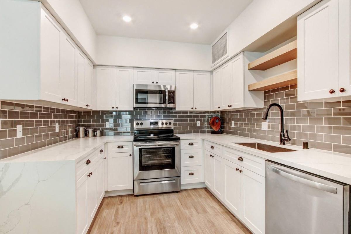Apartment for rent at 24450-80 Main St #B357, Newhall, CA 91321