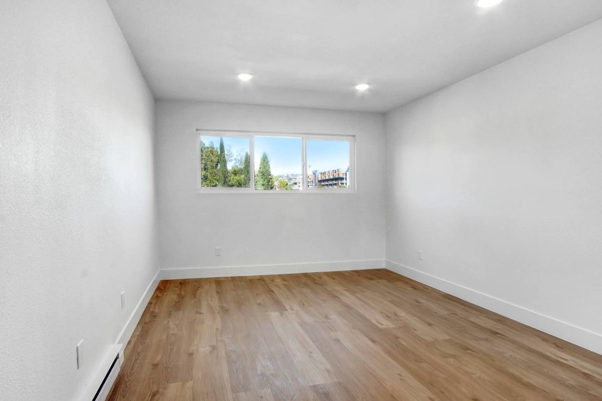 Apartment for rent at 930 North Martel Avenue, 930 N Martel Ave #308, Los Angeles, CA 90046