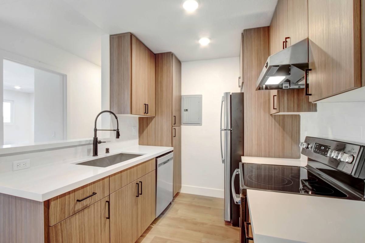Apartment for rent at 930 North Martel Avenue, 930 N Martel Ave #308, Los Angeles, CA 90046
