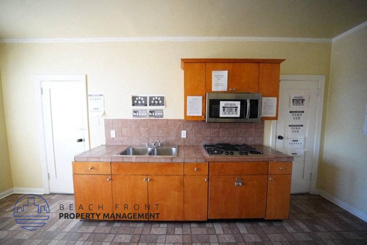 Apartment for rent at 402 N Soto St #4, Los Angeles, CA 90033