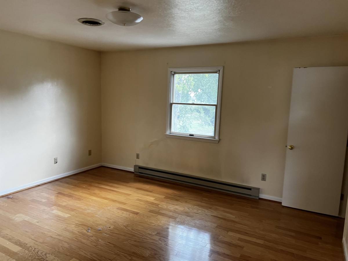 House for rent at 236 Trimble Ave, Martinsburg, WV 25404