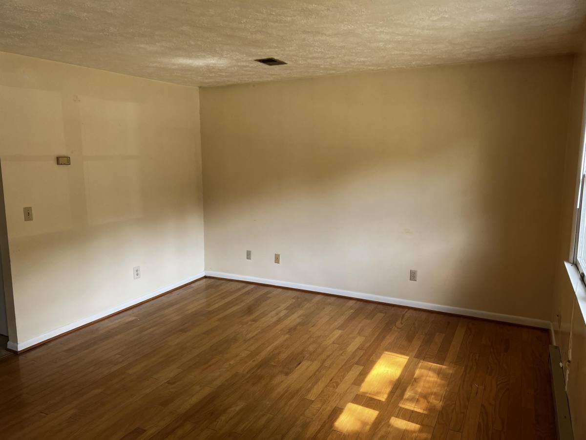 House for rent at 236 Trimble Ave, Martinsburg, WV 25404