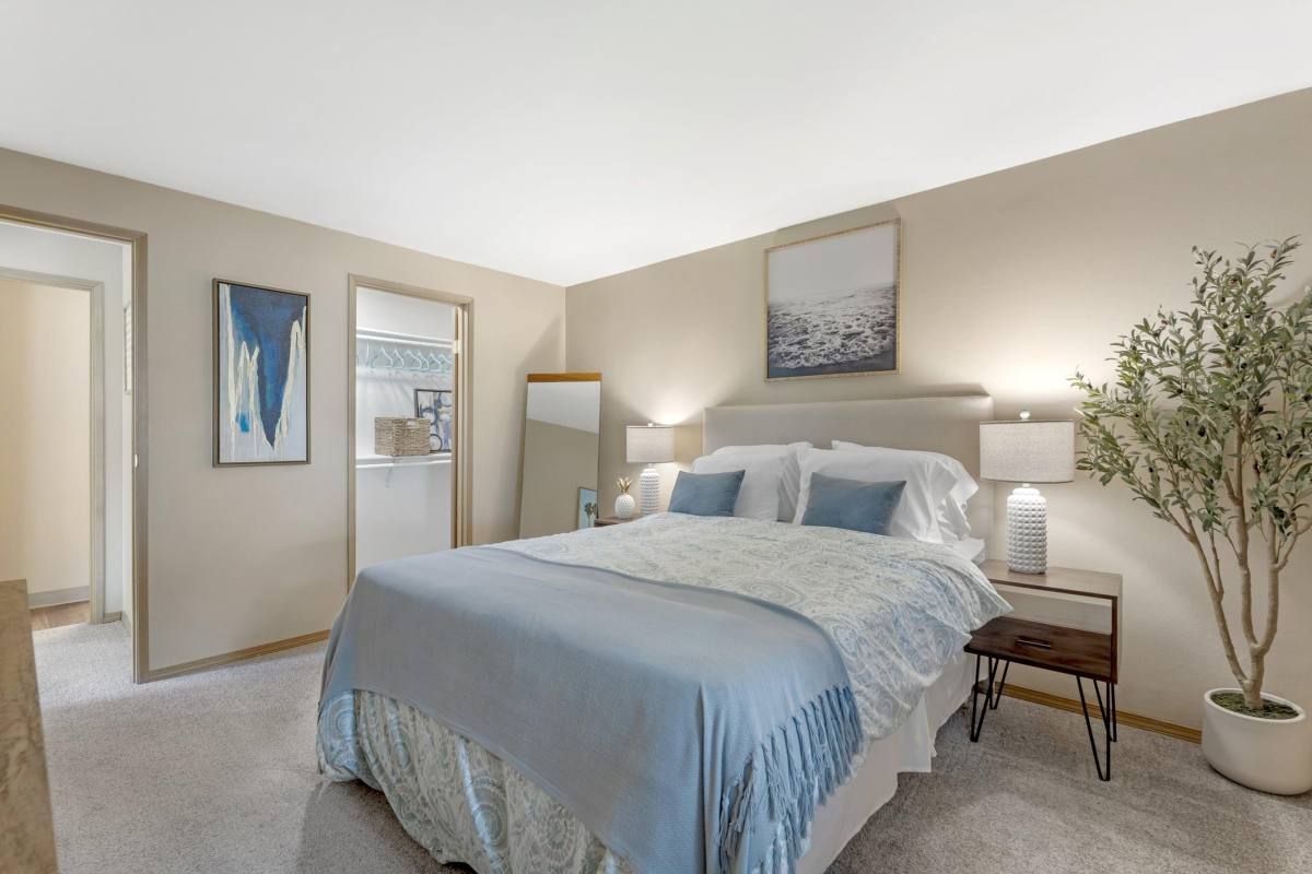 Apartment for rent at The Colony, 18100 N E 95th St #R2101, Redmond, WA 98052