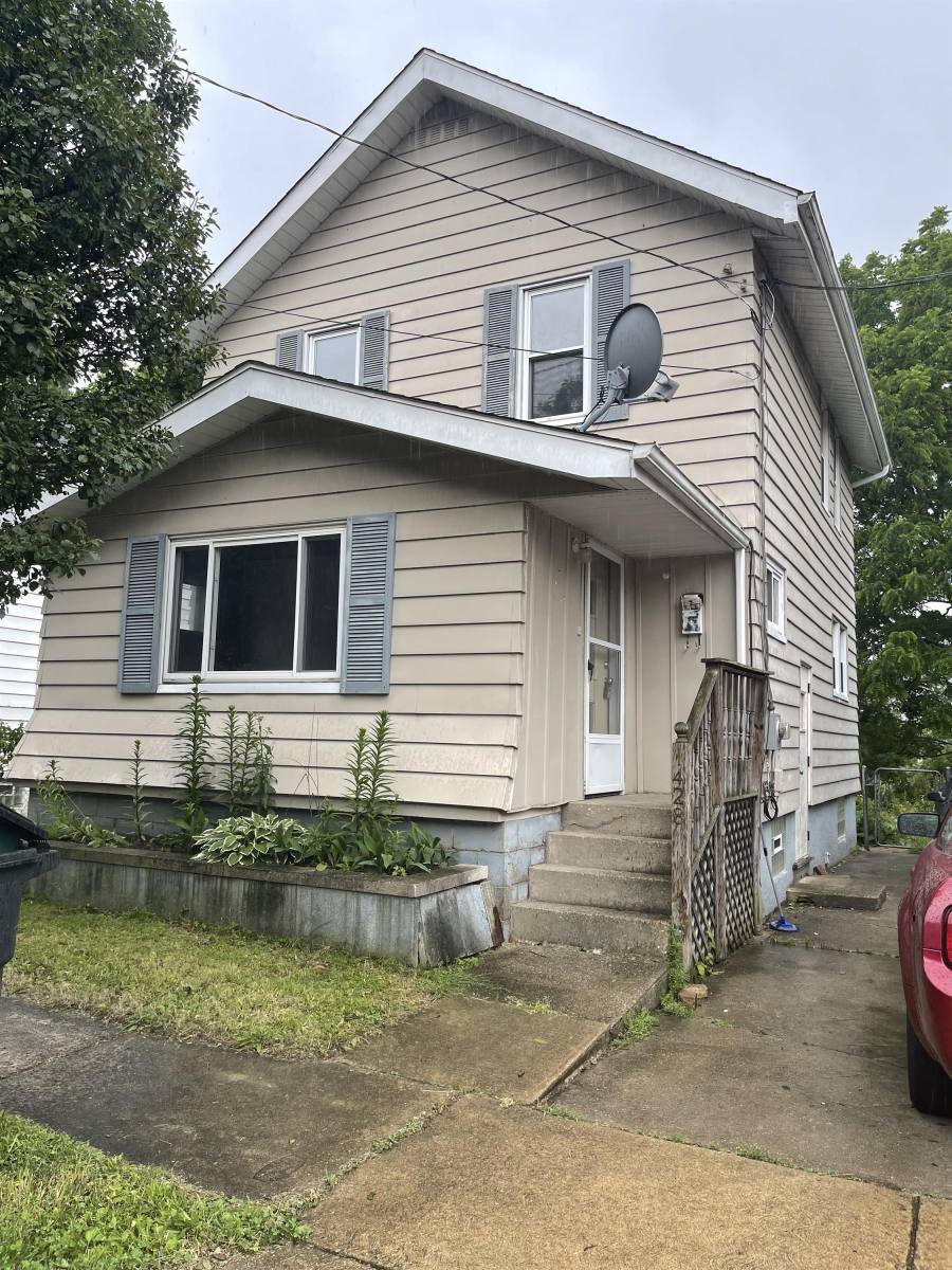 House for rent at Renner, 1428 Sara Ave, Akron, OH 44305