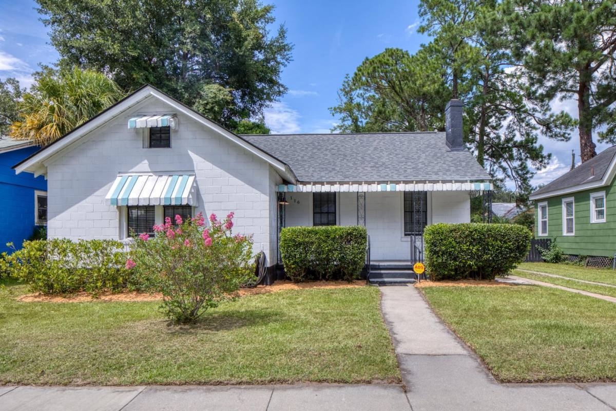 House for rent at 116 W 52nd St, Savannah, GA 31405