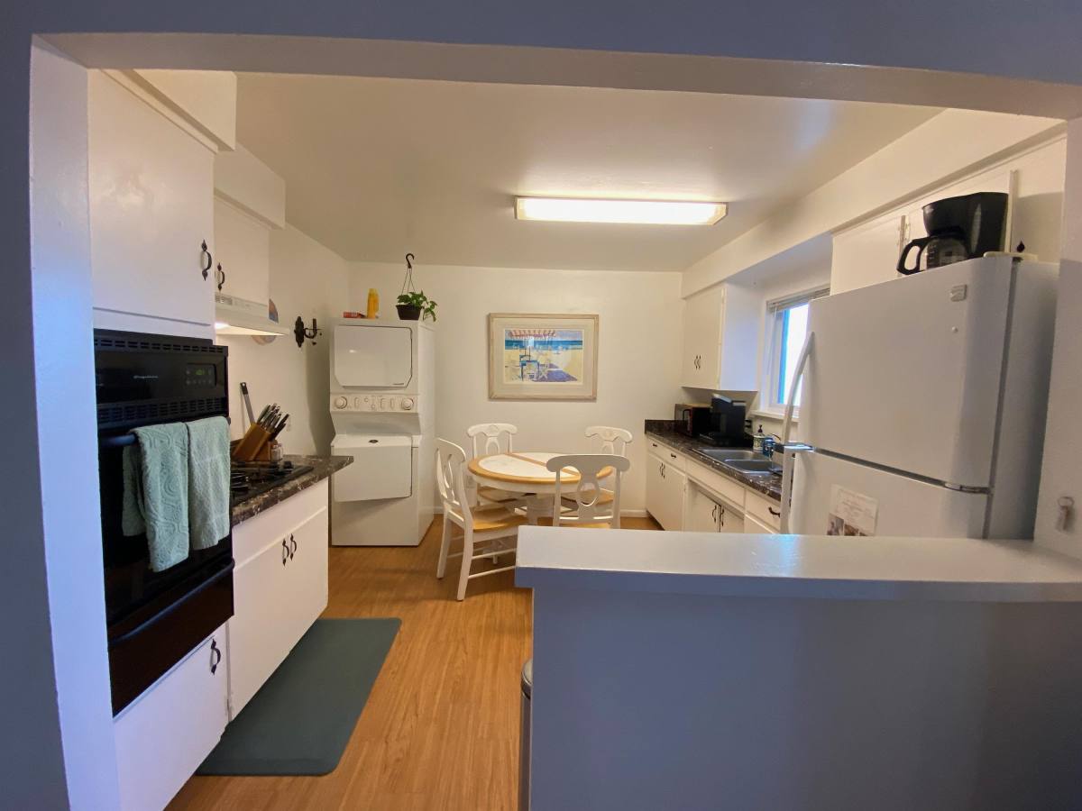 Townhouse for rent at Pierpont Ocean Front, 1159 Montauk Lane #DOWN Stairs, Ventura, CA 93001