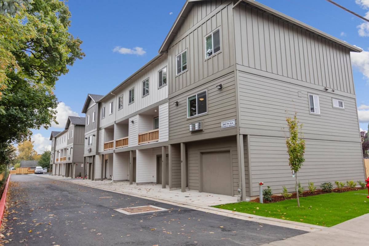 Townhouse for rent at 2838 19th Ave, Forest Grove, OR 97116