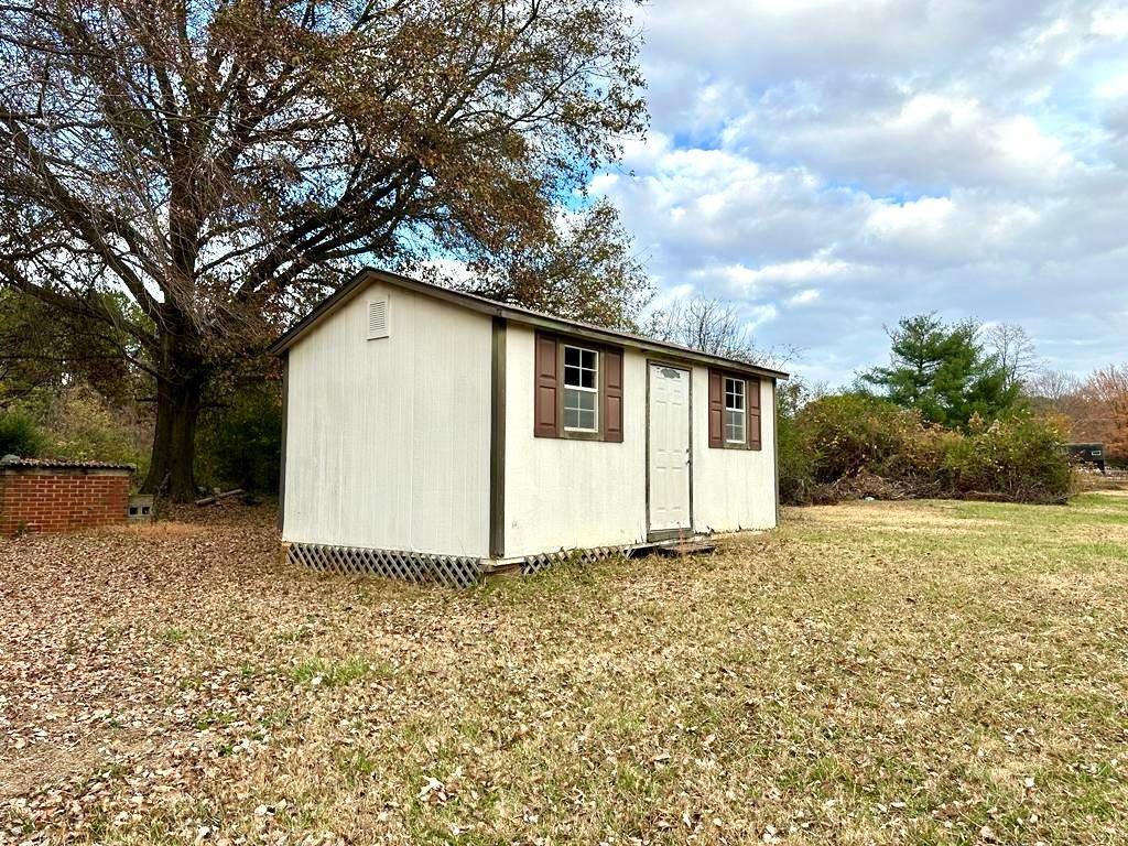 House for rent at 8002 Browne Rd, Charlotte, NC 28269
