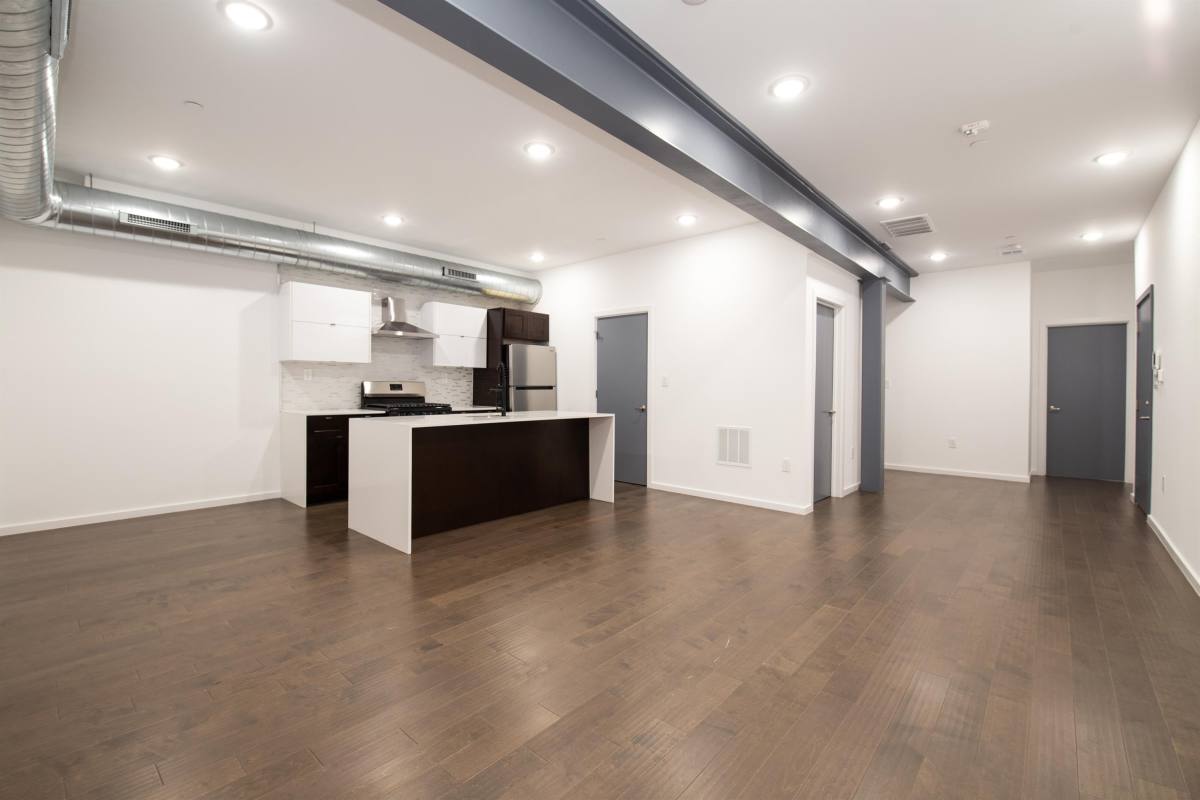 Apartment for rent at 638 Diamond St #2, Philadelphia, PA 19122