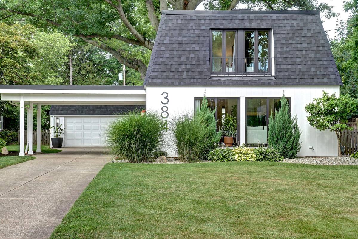 House for rent at 384 Bradley Rd, Bay Village, OH 44140