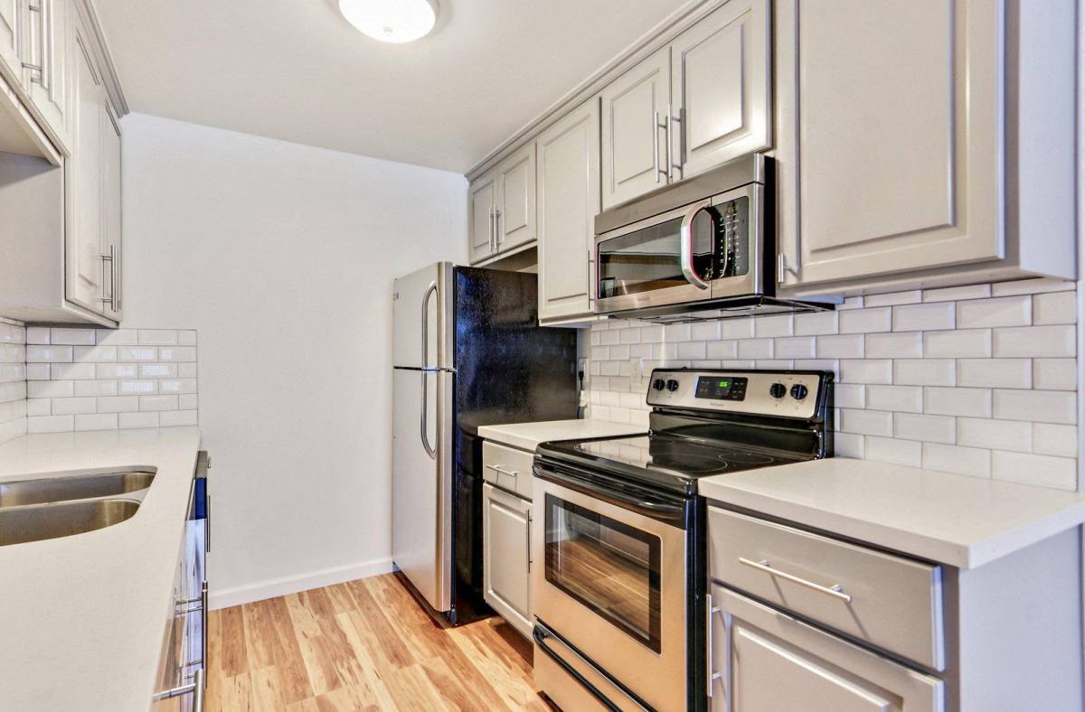 Apartment for rent at Lucerne Apartment Homes, 9520 Lucerne Ave #21, Culver City, CA 90232