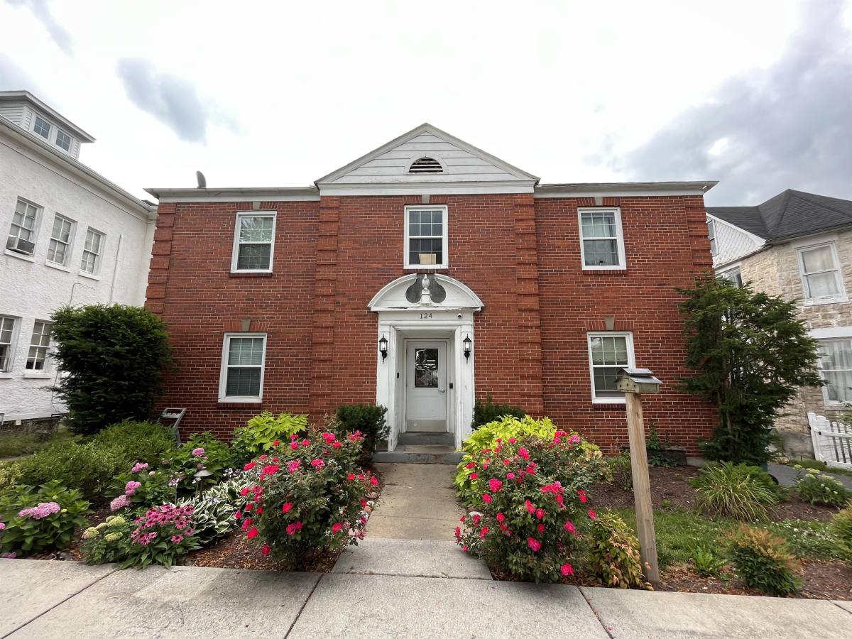 Apartment for rent at 124 E 3rd Ave #3, Ranson, WV 25438