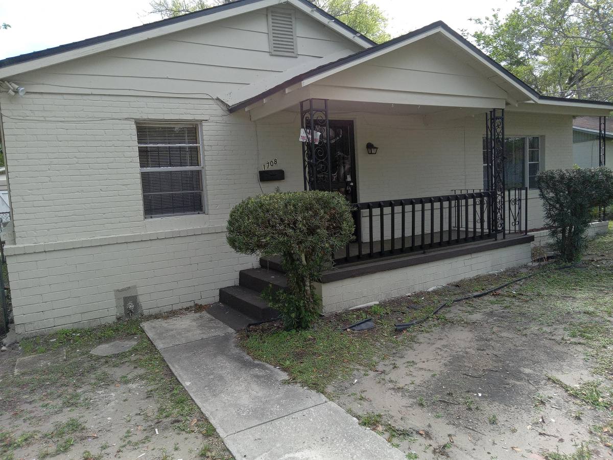 House for rent at Moncrief Park, 1708 W 24th St, Jacksonville, FL 32209