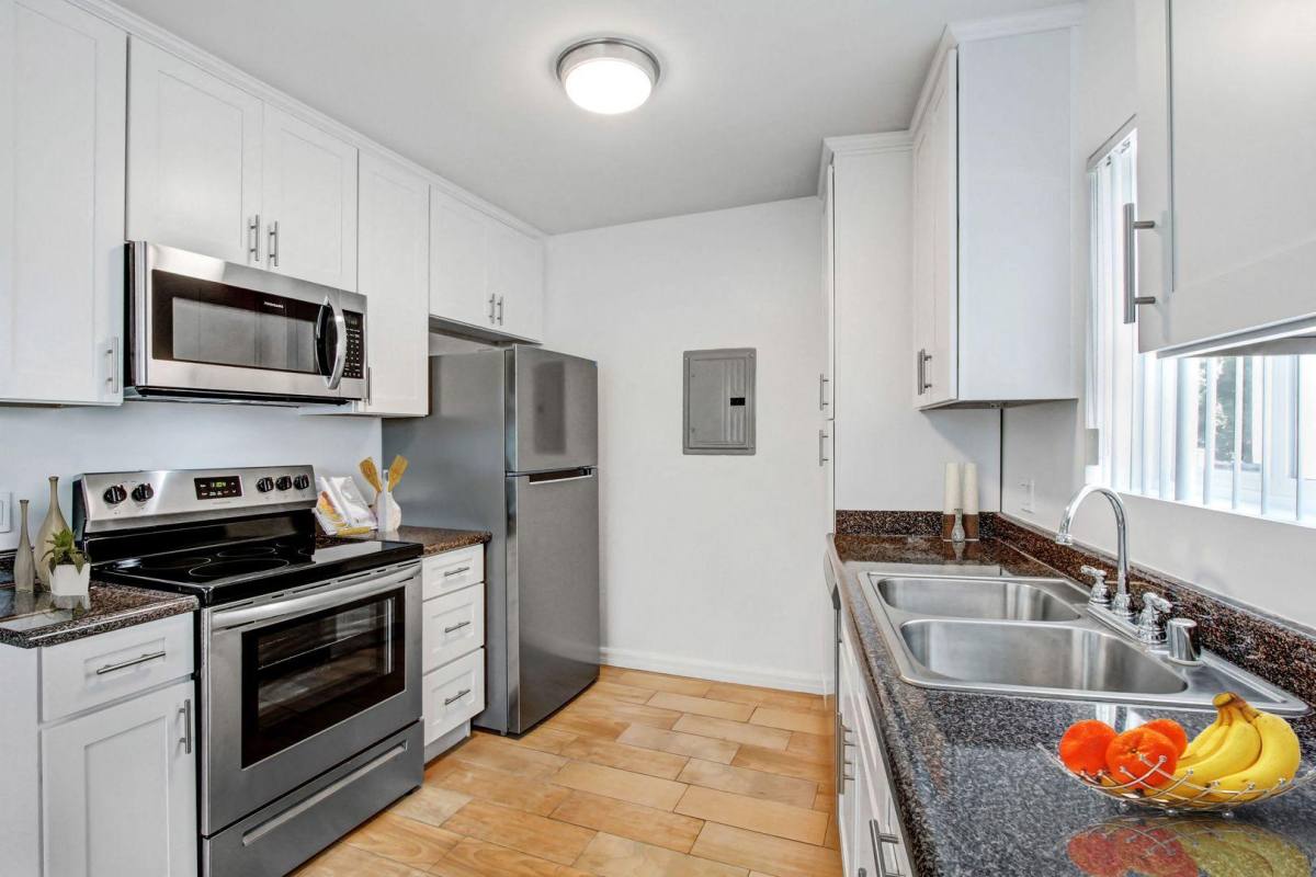 Apartment for rent at Wellworth, 10919 Wellworth Ave #108, Los Angeles, CA 90024