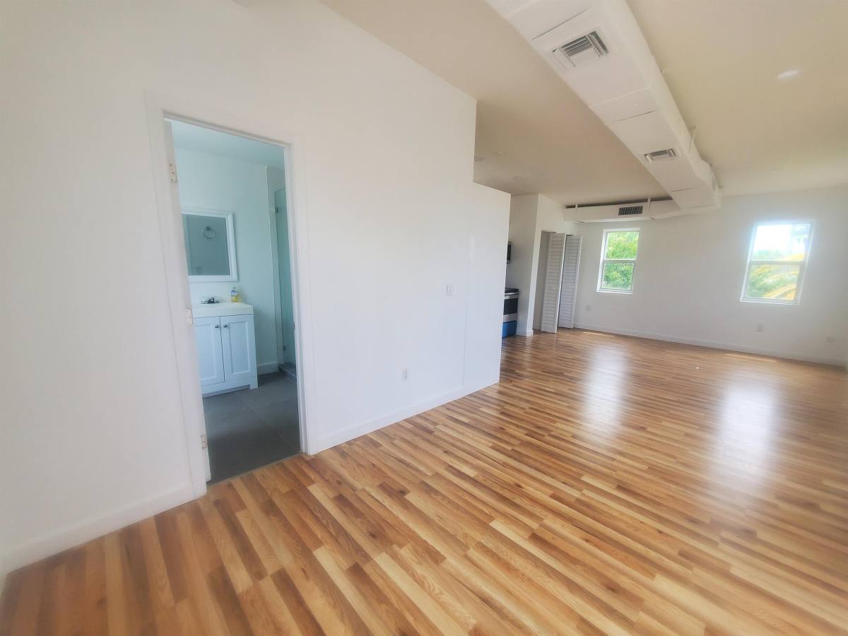 House for rent at 101 SE 2nd St, Dania, FL 33004