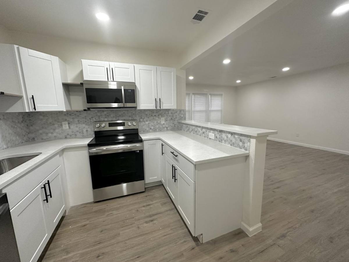 Apartment for rent at 5934 Victor St, Dallas, TX 75214