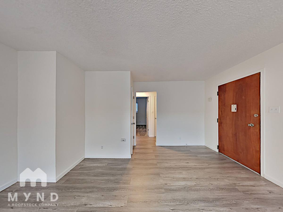 Apartment for rent at 3757 39th Ave #2, Oakland, CA 94619