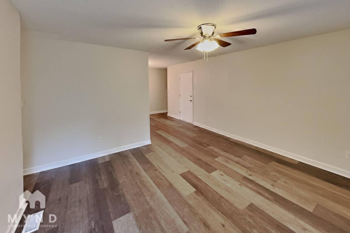 House for rent at 8539 Sharonbrook Dr, Charlotte, NC 28210